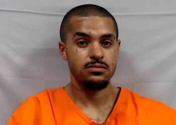 Oak Hill Man Accused of Dragging Woman by Hair, Threatening to Beat Her
