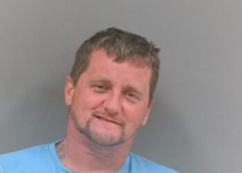 Intoxicated Man Arrested After Allegedly Threatening Bartender at Boone County Bar