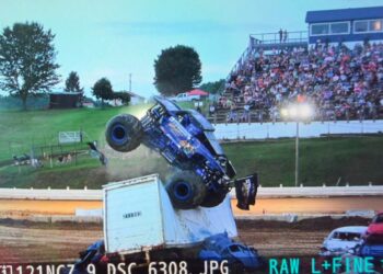 (Renegade Monster Trucks)